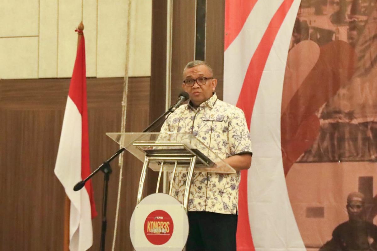 Wamenaker Ajak Serikat Buruh Terlibat Aktif Revisi UU Ketenagakerjaan dan Regulasi K3